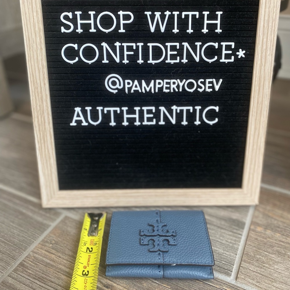 Tory Burch McGraw Flap Card Case - Picture 7 of 14